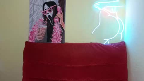 Snapshot of elsaangel chatting on 03/05/25, 02:14 elsaangel online show from 03/05/25, 02:14