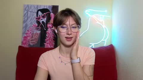 Snapshot of elsaangel chatting on 09/20/25, 02:34 elsaangel online show from 09/20/25, 02:34