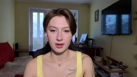 Snapshot of elsaangel chatting on 11/08/25, 02:34 elsaangel online show from 11/08/25, 02:34