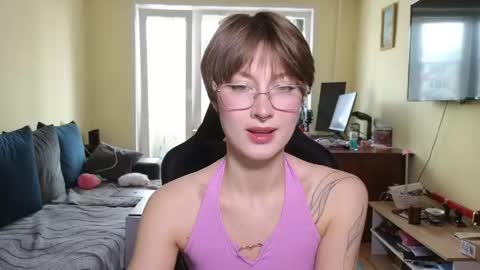 elsaangel online show from 04/16/26, 06:03