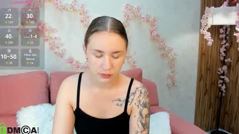 Snapshot of elsie_cutties chatting on 10/01/25, 01:11 Elsie online show from 10/01/25, 01:11