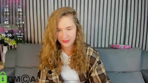 Snapshot of elsie_cutties chatting on 10/10/25, 01:15 Elsie online show from 10/10/25, 01:15