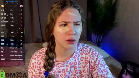 Snapshot of elsie_cutties chatting on 01/18/26, 01:09 Elsie online show from 01/18/26, 01:09