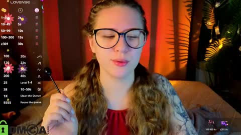 Snapshot of elsie_cutties chatting on 04/07/26, 01:28 Elsie online show from 04/07/26, 01:28