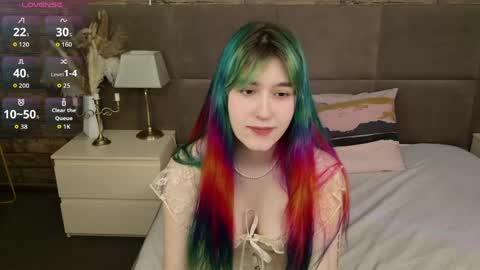 Snapshot of elsie_fleur chatting on 05/07/26, 05:46 Elsie online show from 05/07/26, 05:46