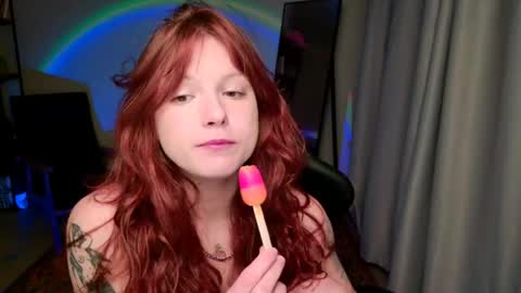 Snapshot of elsie_ginger chatting on 05/14/26, 10:38 Elsie online show from 05/14/26, 10:38