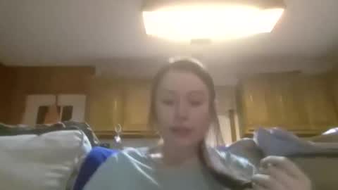 Snapshot of elsierain469 chatting on 03/06/26, 03:25 Elsie Rain online show from 03/06/26, 03:25