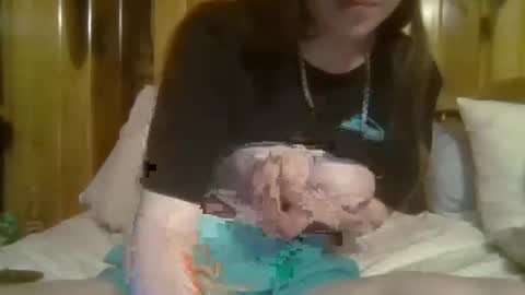 Snapshot of elsierain469 chatting on 03/22/26, 01:53 Elsie Rain online show from 03/22/26, 01:53