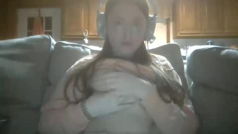 Snapshot of elsierain469 chatting on 03/30/26, 09:10 Elsie Rain online show from 03/30/26, 09:10