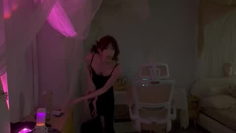 Snapshot of elslove chatting on 02/19/26, 03:57 ELS online show from 02/19/26, 03:57