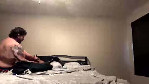 Snapshot of elstoragito chatting on 11/17/25, 06:24 Colombian Scorpi online show from 11/17/25, 06:24