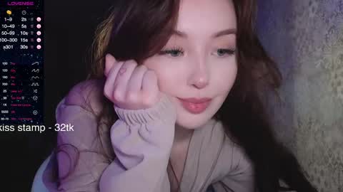 Snapshot of elusive_mia chatting on 06/04/26, 04:07 Mia 3 online show from 06/04/26, 04:07