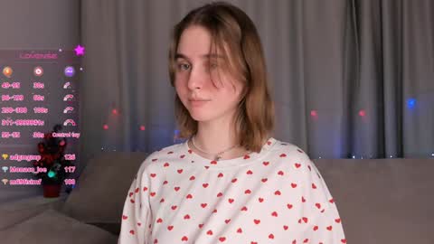 Snapshot of elvahance chatting on 12/21/24, 02:37 Maria online show from 12/21/24, 02:37