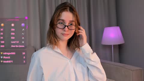 Snapshot of elvahance chatting on 01/14/25, 11:10 Maria online show from 01/14/25, 11:10