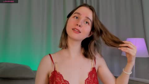 Snapshot of elvahance chatting on 01/21/25, 11:03 Maria online show from 01/21/25, 11:03