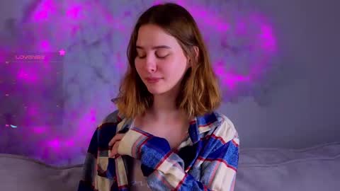 Snapshot of elvahance chatting on 02/21/25, 11:11 Maria online show from 02/21/25, 11:11