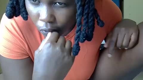 flo online show from 10/19/25, 09:21