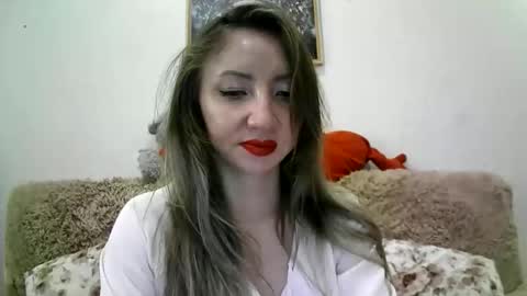 Snapshot of elvinasweet chatting on 10/06/25, 05:49 ElvinaSweet online show from 10/06/25, 05:49