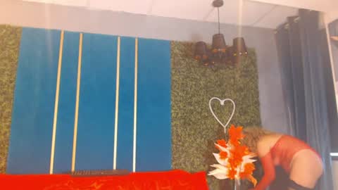 elvirazoi online show from 07/01/26, 06:15