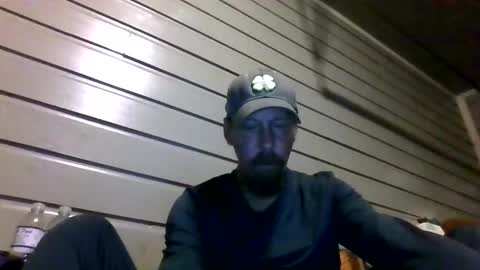 elwooood7 online show from 10/25/25, 10:23