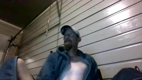 elwooood7 online show from 11/16/25, 12:22