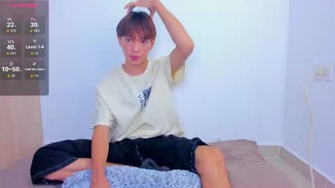  E  L  Y   K  I  N  G   online show from 06/12/26, 07:13