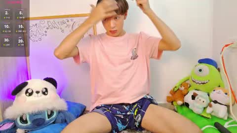  E  L  Y   K  I  N  G   online show from 07/27/26, 07:43