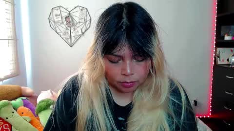 Ely online show from 11/18/25, 03:16