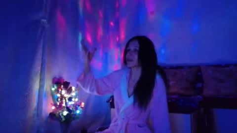 Elisa online show from 01/19/25, 11:53