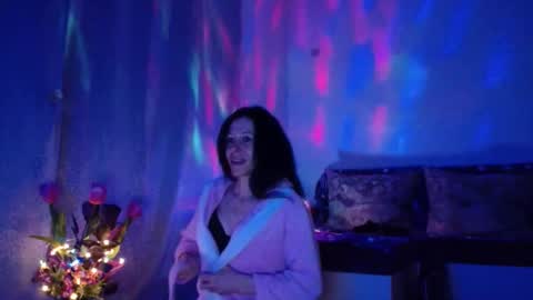 Elisa online show from 03/02/25, 01:15