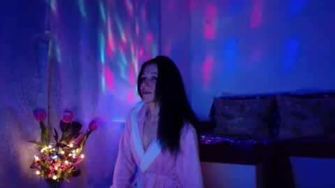 Elisa online show from 03/02/25, 11:31