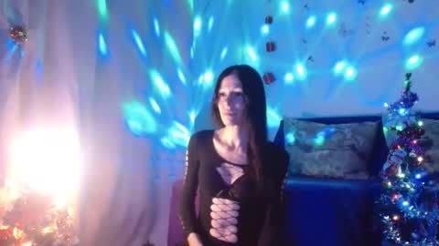 Elisa online show from 12/05/25, 05:53