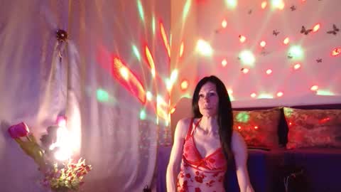 Elisa online show from 03/28/26, 06:51