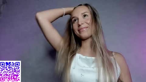 Snapshot of elysia_xo chatting on 10/03/25, 07:55 Elysia online show from 10/03/25, 07:55