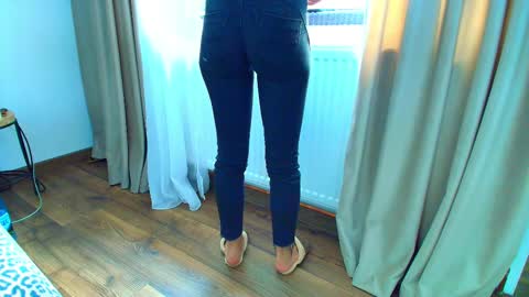 Ely online show from 02/25/25, 12:03