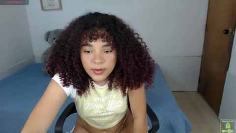 Snapshot of ema__miller chatting on 02/05/26, 03:00 ema__miller online show from 02/05/26, 03:00
