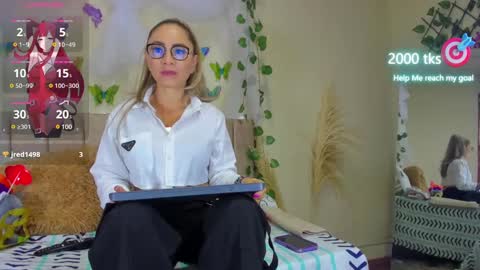 Snapshot of ema_garciaa chatting on 03/09/25, 03:05 ema garcia online show from 03/09/25, 03:05