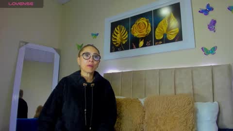 Snapshot of ema_garciaa chatting on 10/06/25, 01:19 ema garcia online show from 10/06/25, 01:19