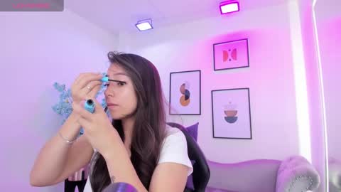 Ema louisx  online show from 02/24/25, 12:26