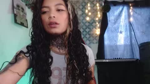 ema_ploxx online show from 10/08/25, 09:45