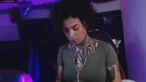 ema_ploxx online show from 04/16/26, 01:17