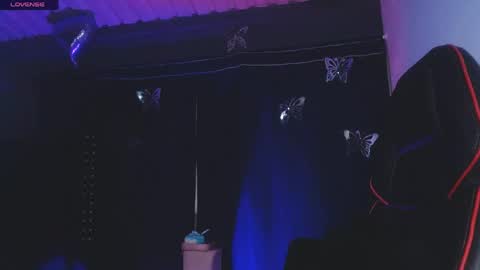 ema_ploxx online show from 05/08/26, 04:29