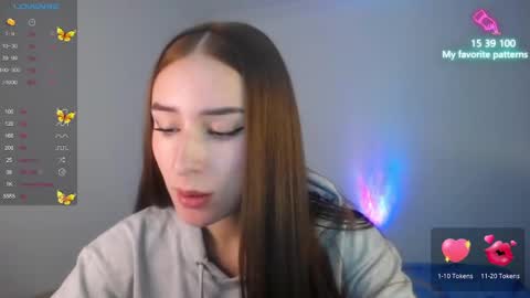 Snapshot of emaa_martins chatting on 12/30/24, 11:49 Emaa online show from 12/30/24, 11:49