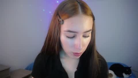 Snapshot of emaa_martins chatting on 02/11/25, 10:07 Emaa online show from 02/11/25, 10:07