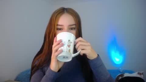 Snapshot of emaa_martins chatting on 02/27/25, 07:04 Emaa online show from 02/27/25, 07:04