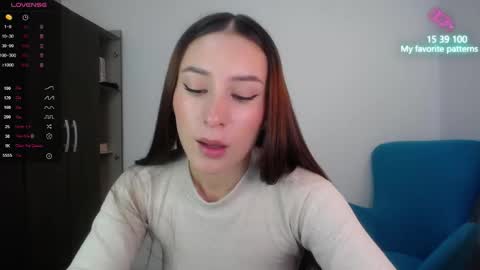 Snapshot of emaa_martins chatting on 09/23/25, 08:34 Emaa online show from 09/23/25, 08:34