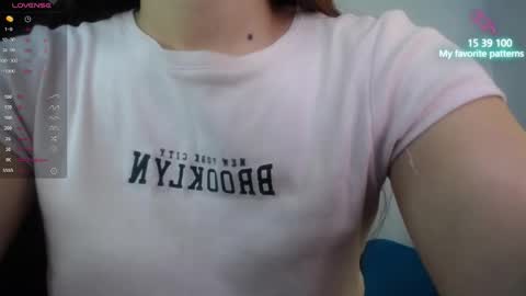 Snapshot of emaa_martins chatting on 10/03/25, 05:32 Emaa online show from 10/03/25, 05:32