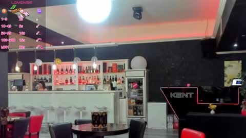 Snapshot of emabrownie chatting on 02/18/25, 11:44 EmaBrownie online show from 02/18/25, 11:44