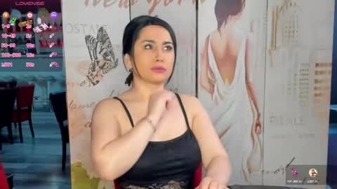 Snapshot of emabrownie chatting on 02/19/25, 09:17 EmaBrownie online show from 02/19/25, 09:17