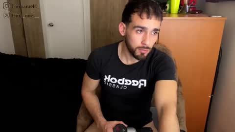 Snapshot of emanuell___ chatting on 06/10/26, 12:55 emanuell___ online show from 06/10/26, 12:55